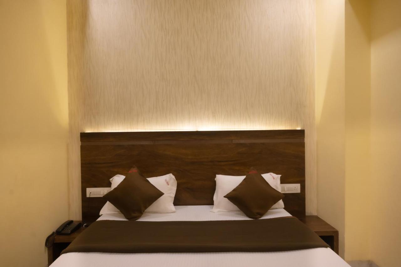 Hotel Vijaya Hill View Residency Navi Mumbai Exterior foto