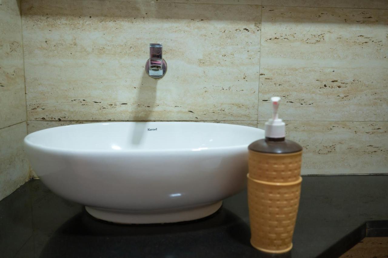 Hotel Vijaya Hill View Residency Navi Mumbai Exterior foto