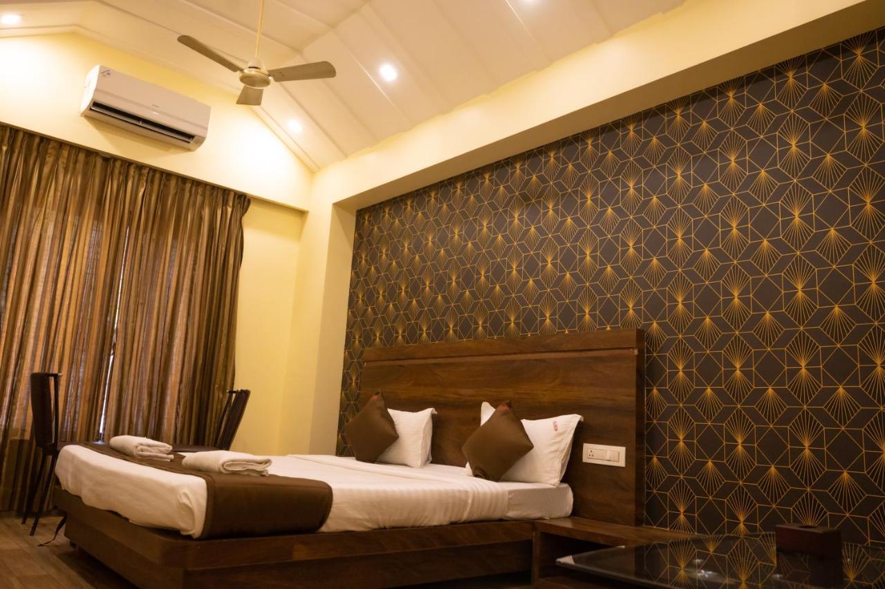 Hotel Vijaya Hill View Residency Navi Mumbai Exterior foto