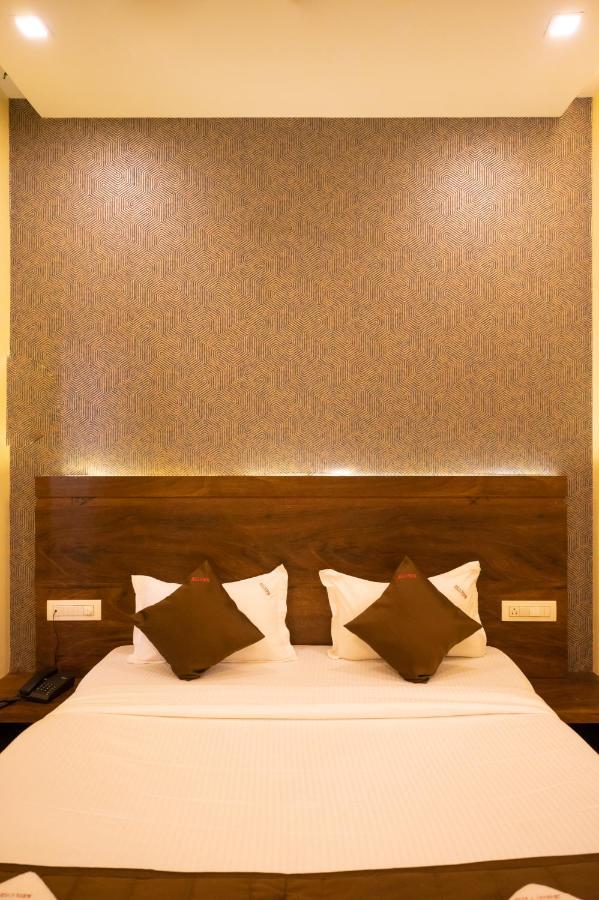 Hotel Vijaya Hill View Residency Navi Mumbai Exterior foto